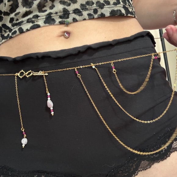 Handmade gold and rose quartz belly chain - Picture 9 of 15